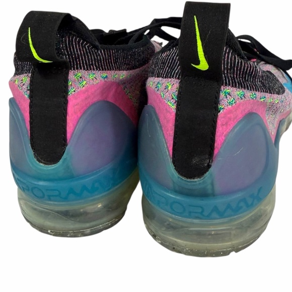 Women's Nike Air Vapormax 2021 Flyknit Next Nature Shoes Size 6 - Picture 3 of 6